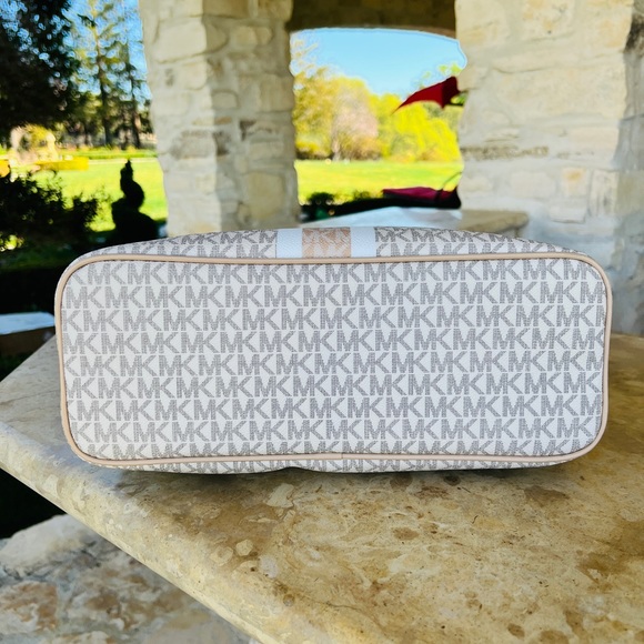 NWT - Picture 6 of 14